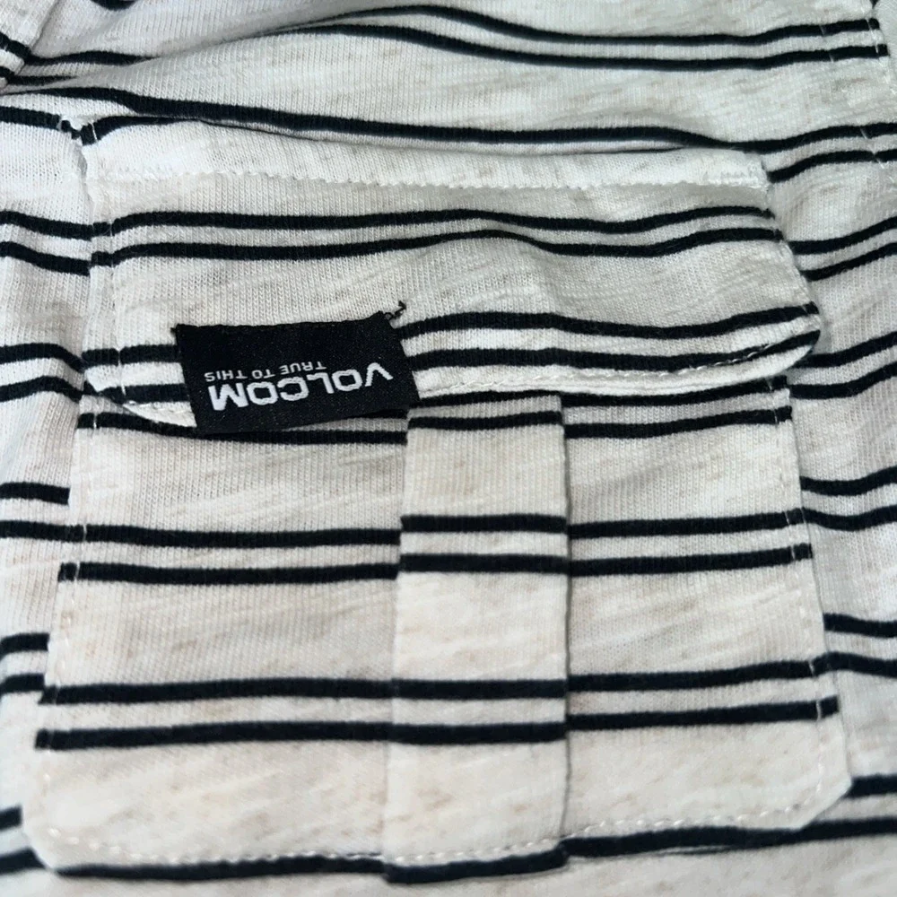 Volcom Roll Sleeve Shirt | Boys Size 4T |White Sand| NEW w/tags |MSRP $50.00